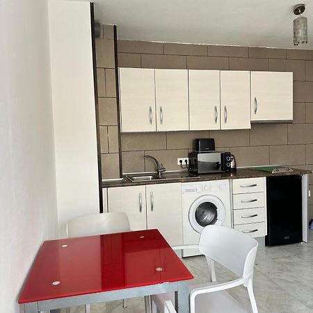 Apartamentos Playa Huelin Μάλαγα Εξωτερικό φωτογραφία